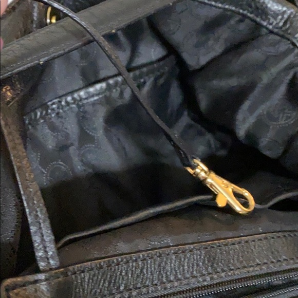 Michael Kors Handbag - Picture 8 of 9